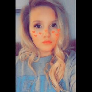 Meet your Posher, Courtney